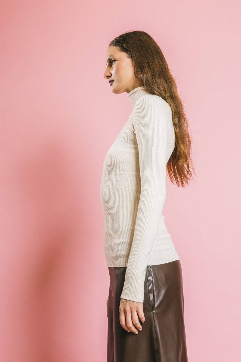 M3F0062 latte – Maglieria – SOLOTRE - immagine 7