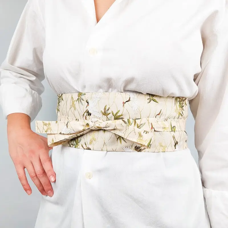 Cintura Obi beige con gru - immagine 4